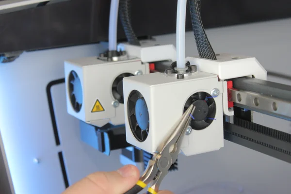 سرویس و نگهداری پرینتر سه بعدی-سرویس فن ها